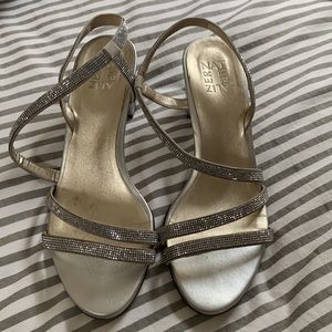 Naturlizer formal dress shoe beauty with comfort